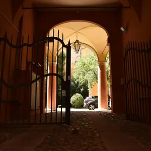 Apartment Il Nome Della Rosa, Bologna